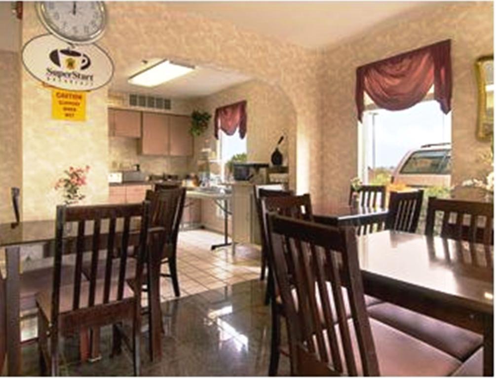 Super 8 By Wyndham Decatur Priceville Restoran foto